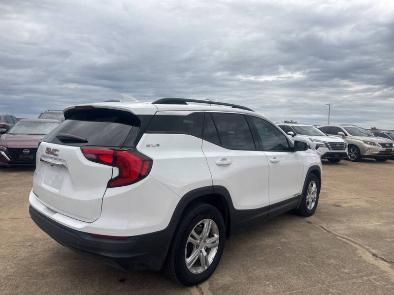 2020 GMC Terrain SLE