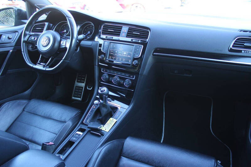 2016 Volkswagen Golf R