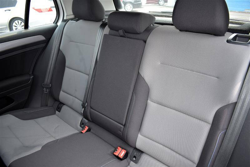 2016 Volkswagen e-Golf SE