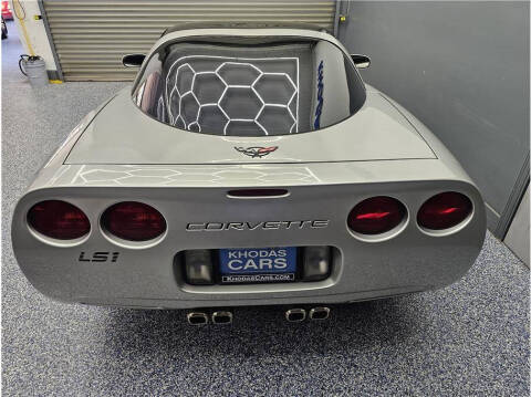2004 Chevrolet Corvette