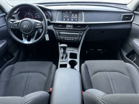 2019 Kia Optima LX