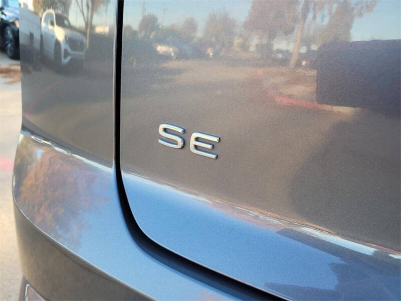 2023 Volkswagen Atlas Cross Sport SE