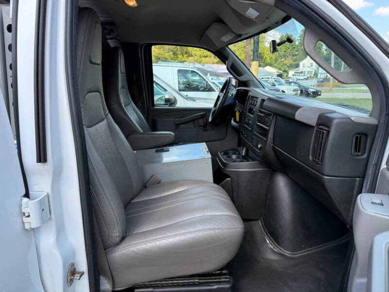 2017 Chevrolet Express 2500