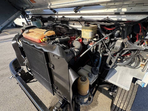 2016 Freightliner MT45 Chassis