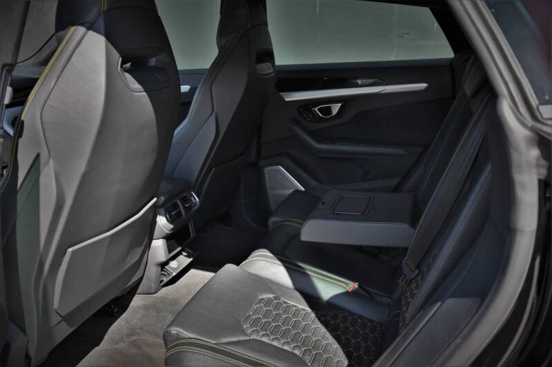 2020 Lamborghini Urus