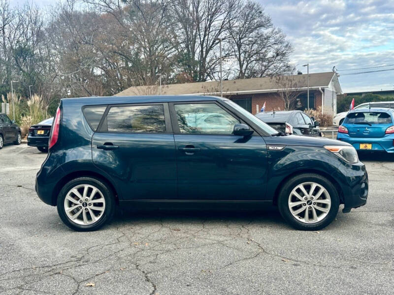 2018 Kia Soul +