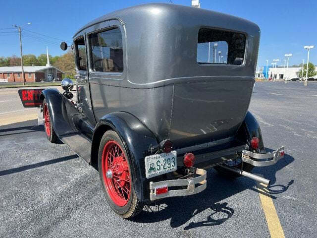 1929 Ford Model A 10