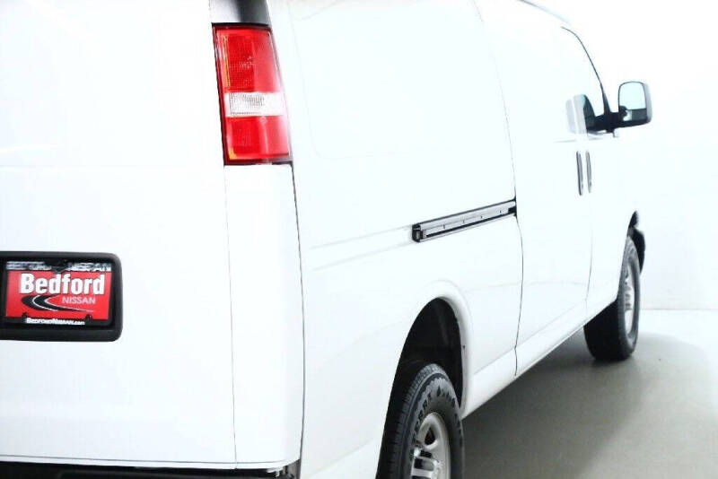 2023 Chevrolet Express 2500