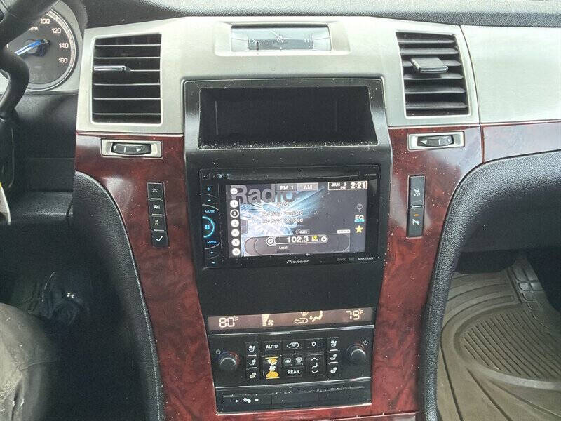 2011 Cadillac Escalade