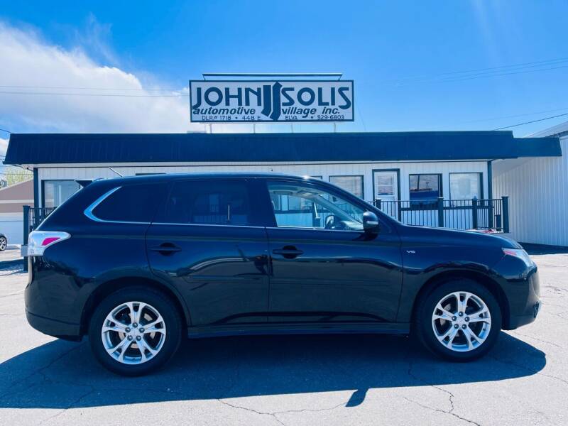 2014 Mitsubishi Outlander for sale at John Solis Automotive Village in Idaho Falls ID