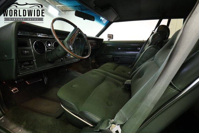 1974 Ford Thunderbird