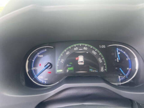 2025 Toyota RAV4 Hybrid LE