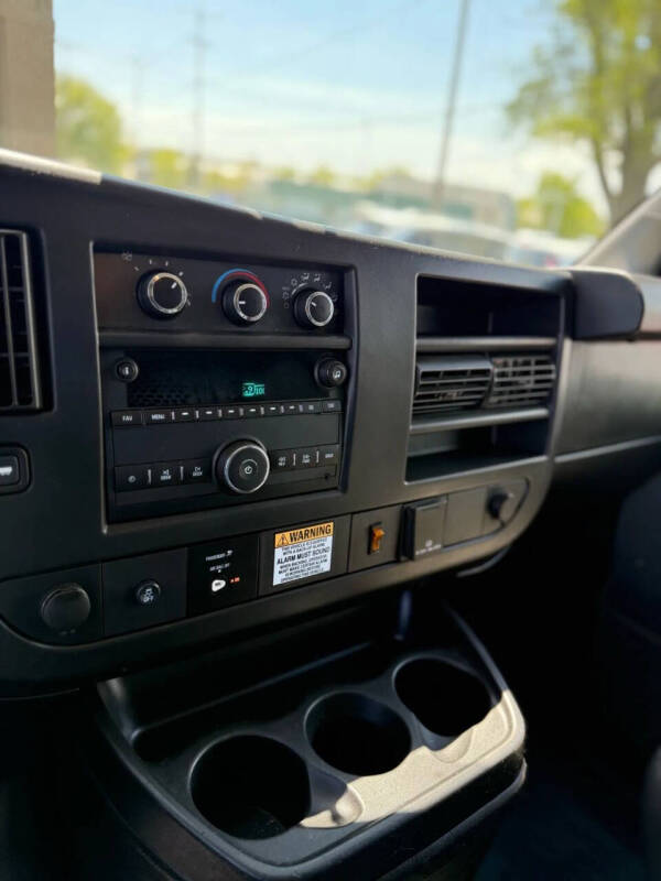 2016 Chevrolet Express 2500