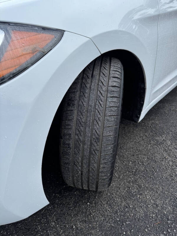 2018 Hyundai Elantra Value Edition