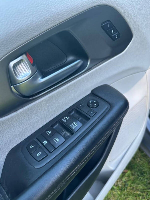 2020 Chrysler Pacifica Touring L