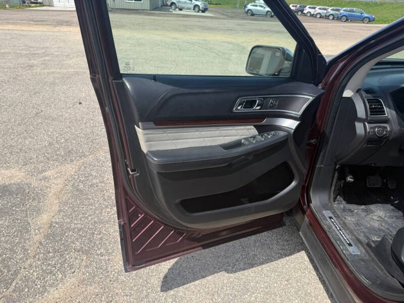 2018 Ford Explorer Platinum