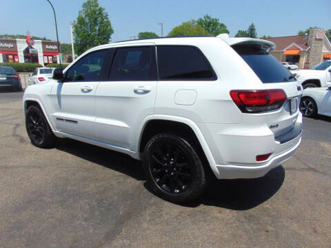 2017 Jeep Grand Cherokee Laredo