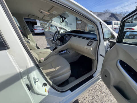 2010 Toyota Prius II