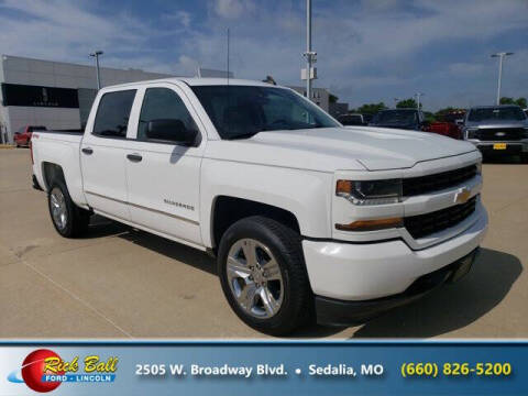 2018 Chevrolet Silverado 1500 Custom Photo
