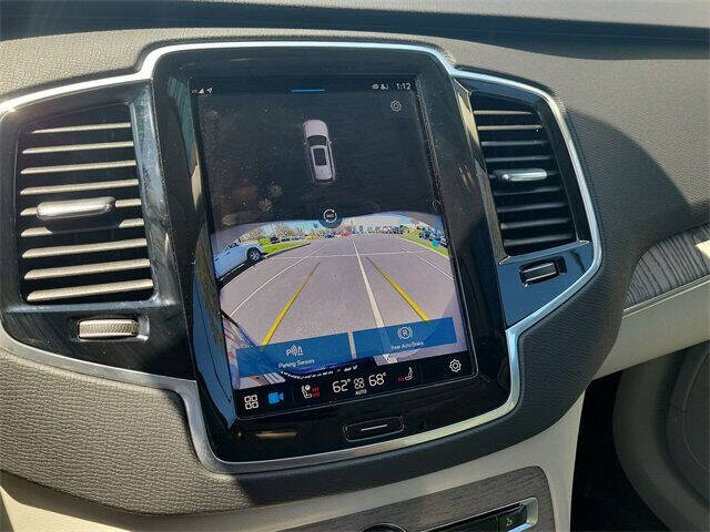 2024 Volvo XC90 B5 Plus Bright Theme