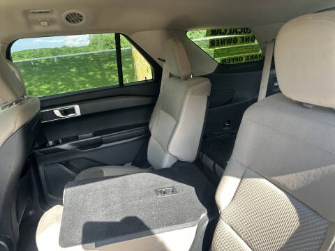 2020 Ford Explorer