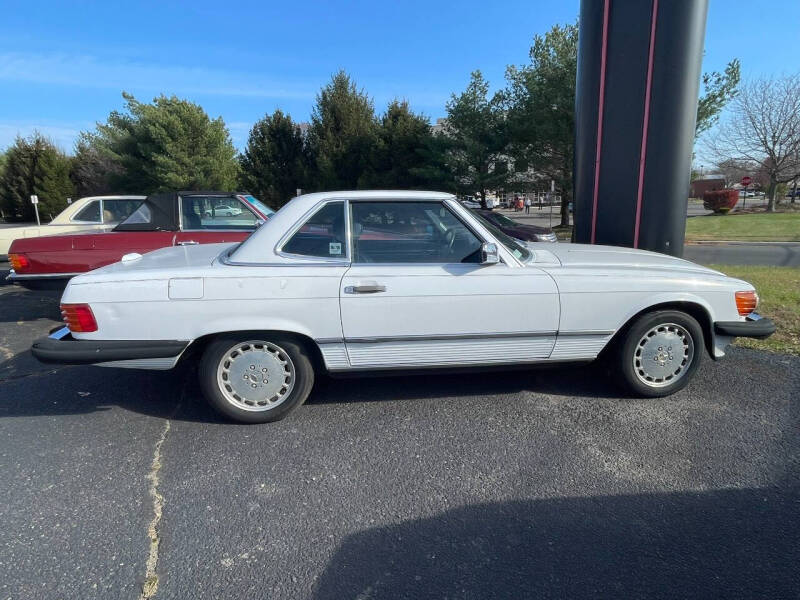 1989 Mercedes-Benz 560-Class 560 SL