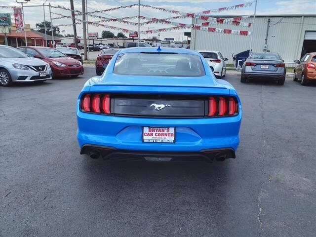 2022 Ford Mustang EcoBoost