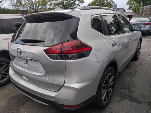 2020 Nissan Rogue