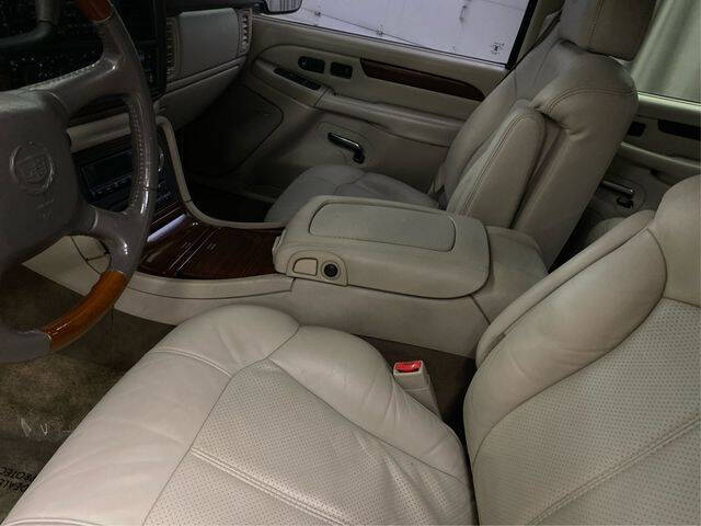 2002 Cadillac Escalade EXT