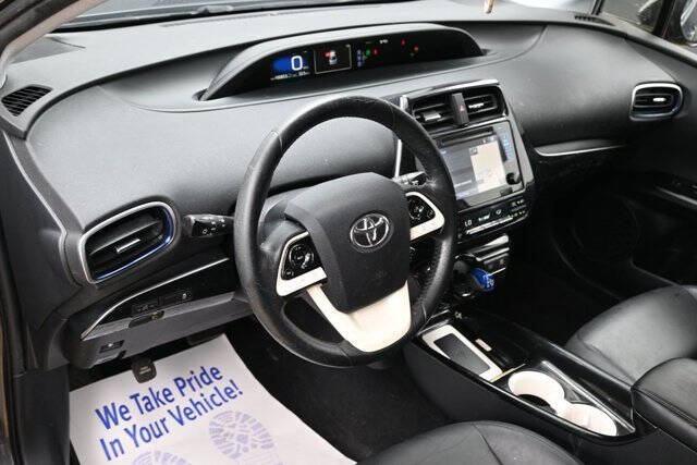 2017 Toyota Prius Four Touring