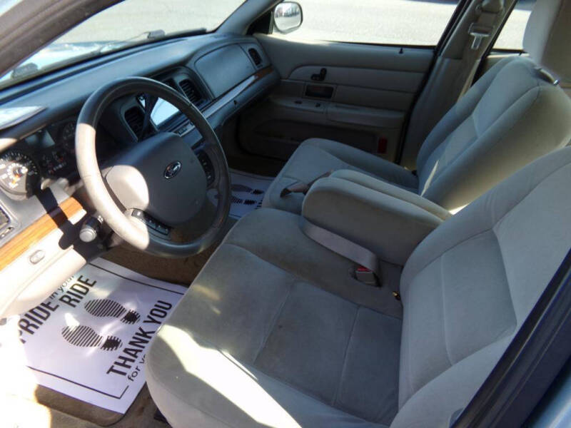 2008 Ford Crown Victoria LX