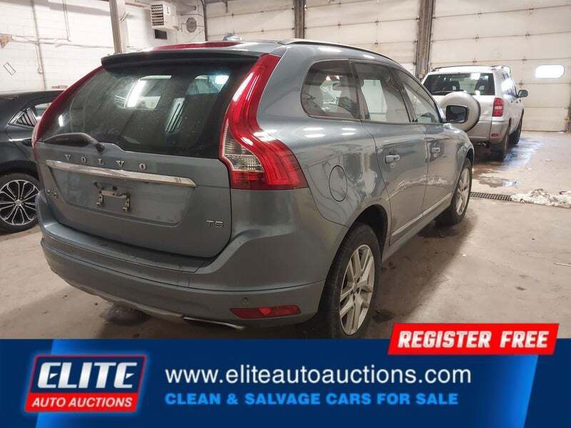 Blue 2017 Volvo XC60 T5 Dynamic T5 Dynamic 4dr SUV 7