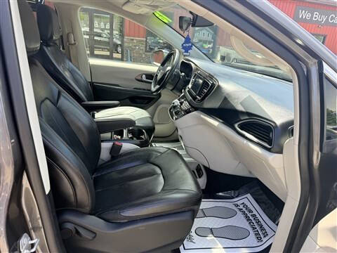 2018 Chrysler Pacifica Touring L
