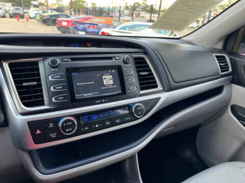 2015 Toyota Highlander