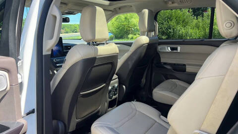 2020 Ford Explorer Platinum