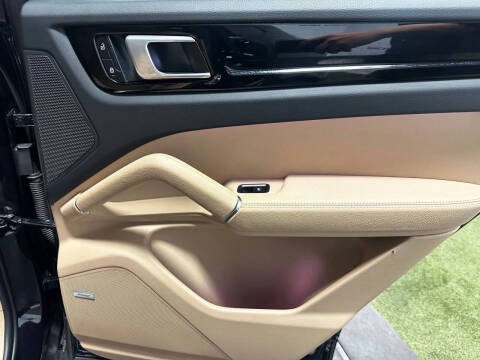 2022 Porsche Cayenne