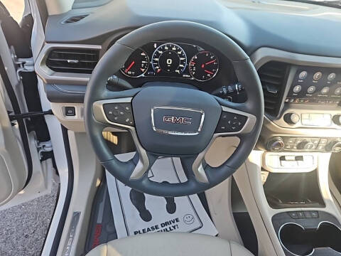 2023 GMC Acadia Denali