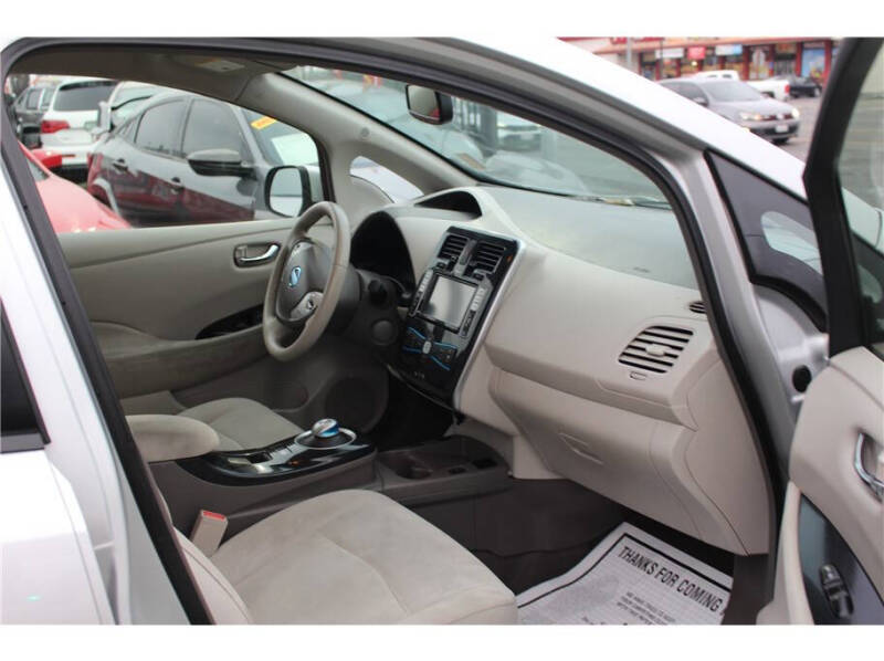 2012 Nissan LEAF