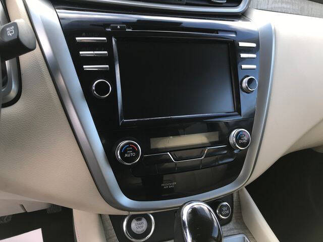 2023 Nissan Murano SL