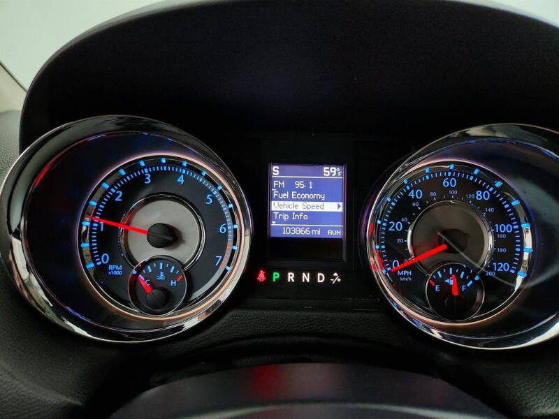 2013 Chrysler Town and Country Touring-L