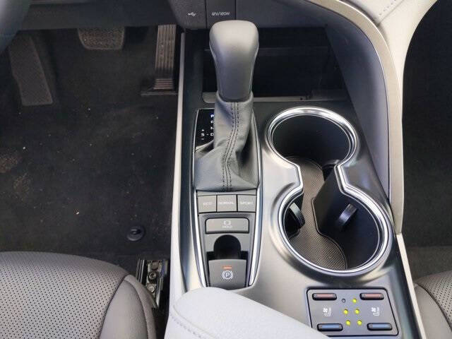 2020 Toyota Camry XLE