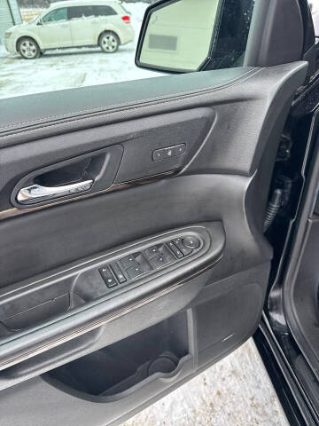 2016 GMC Acadia Denali