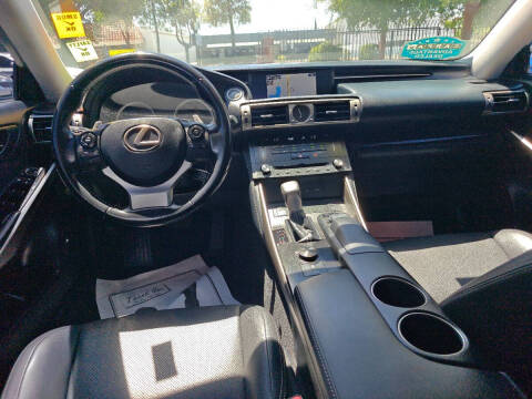 2016 Lexus IS 200t
