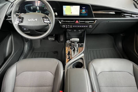 2025 Kia Niro EX