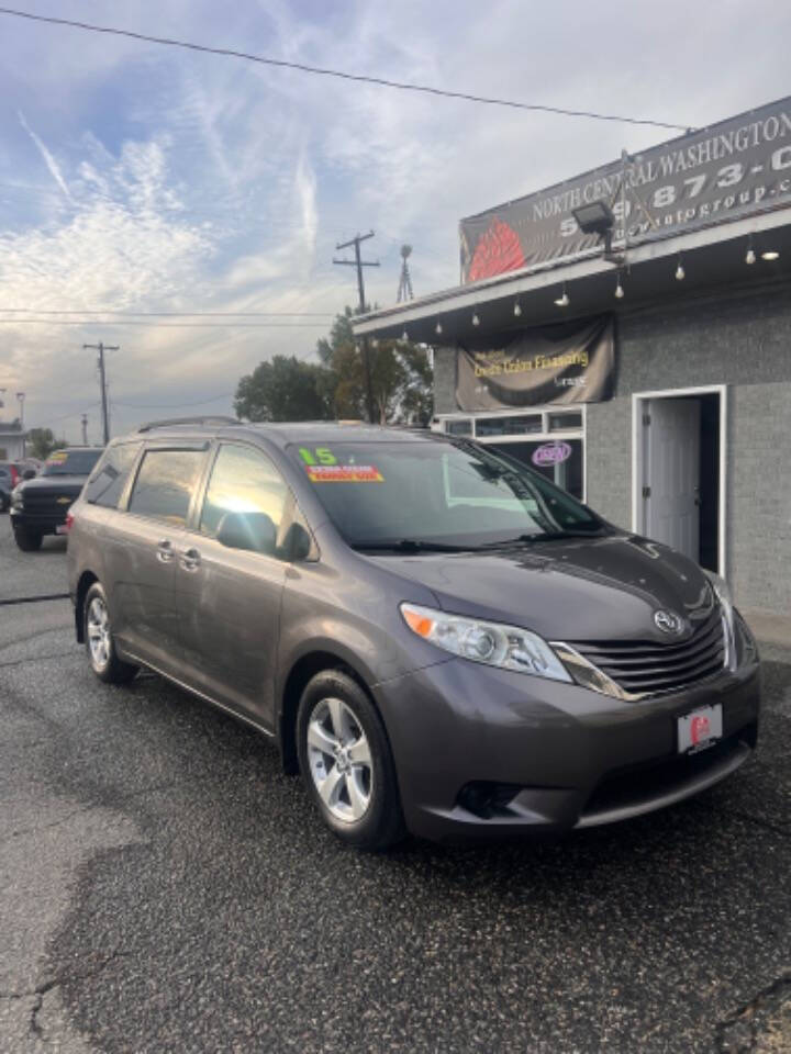 2015 Toyota Sienna for sale at NCW AUTO GROUP in Kennewick, WA