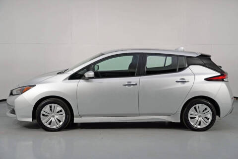 2025 Nissan LEAF S