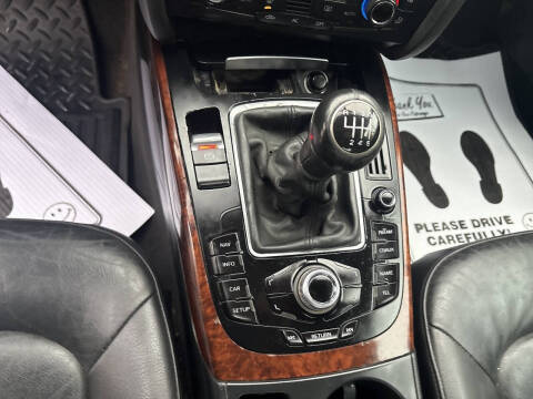 2009 Audi A4 2.0T quattro Premium Plus