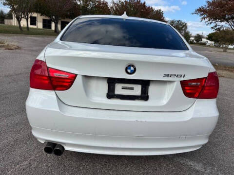 2011 BMW 3 Series 328i