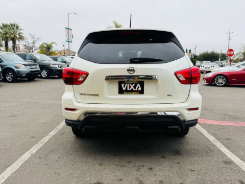 2017 Nissan Pathfinder