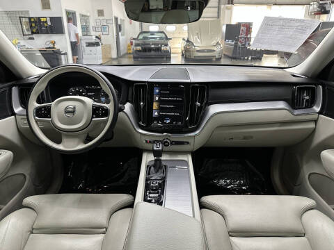 2019 Volvo XC60 T5 Inscription